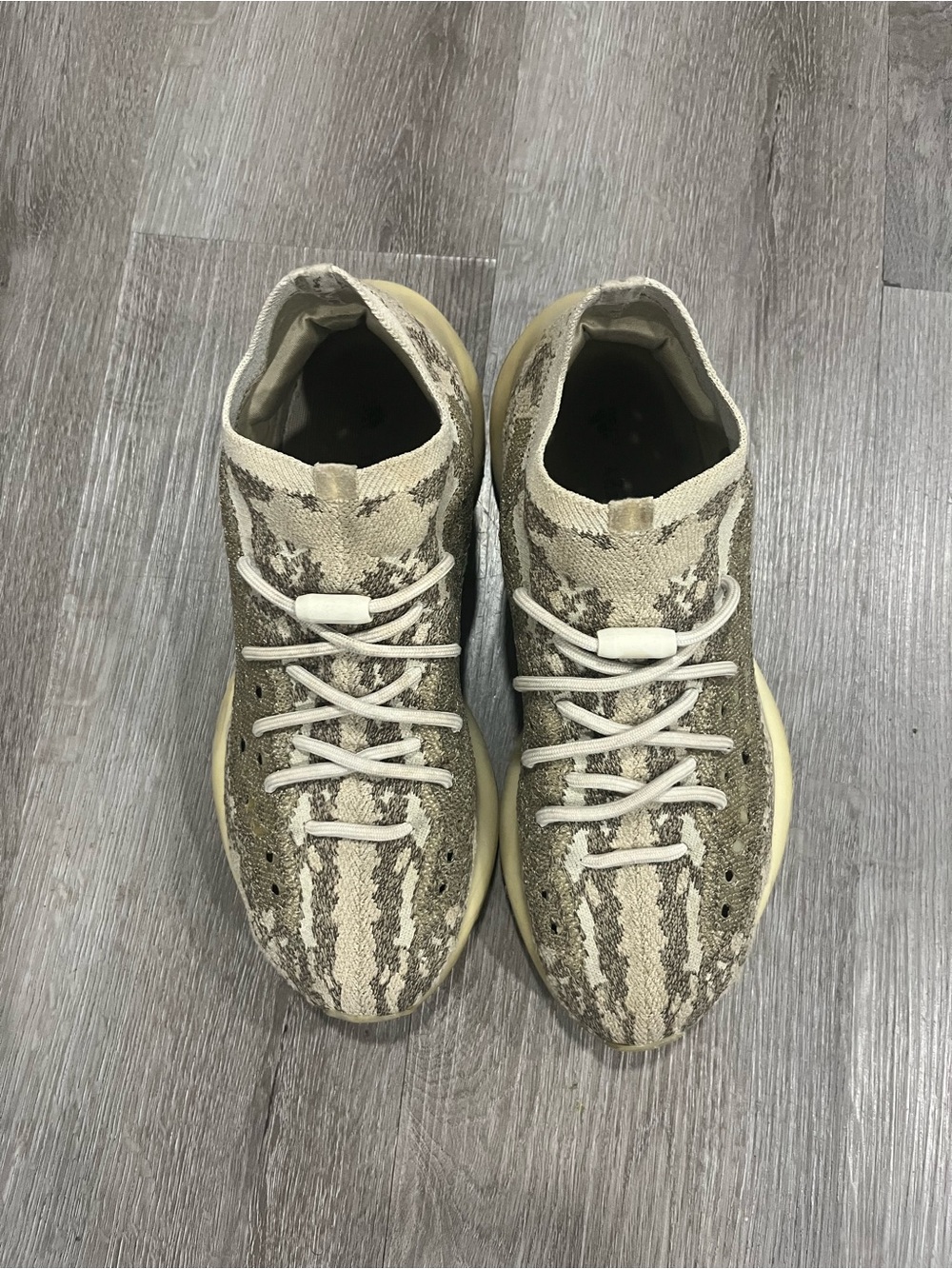 Yeezy (YZY) 380 “Pyrite” - Picture 3 of 7